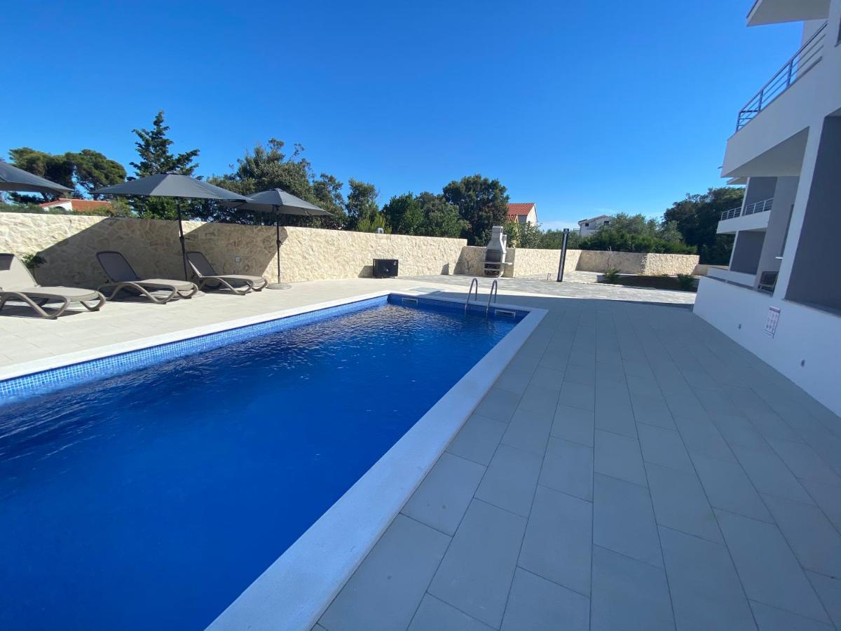 1Oak Rentals Vir Exterior photo